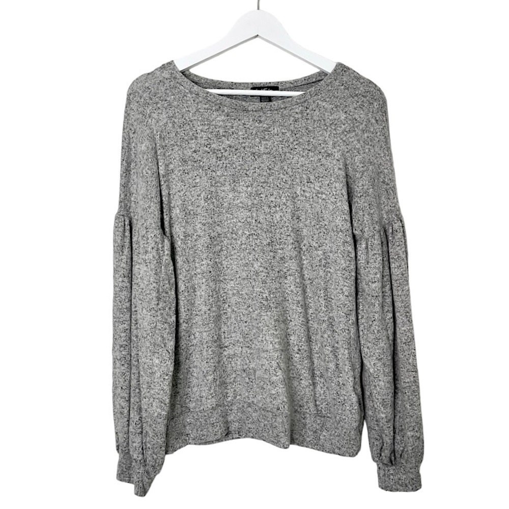 Lord & Taylor Women's Round Neck Long Bishop Sleeve Sweater Grey Size Medium